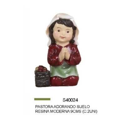 PASTORA ADORANDO SUELO...